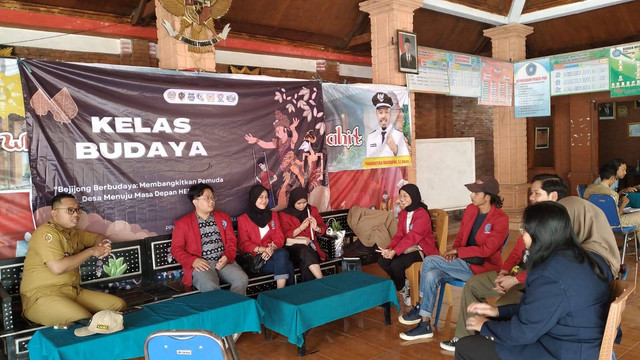 Rapat kordinasi umsida dan unesa dengan kepala desa Bejijong (Dok:pribadi)