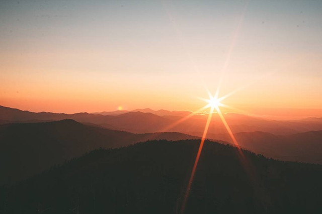 Ilustrasi sumber-sumber energi. Sumber: www.unsplash.com