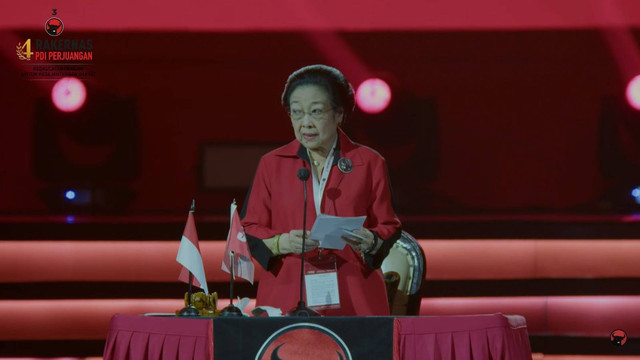 Ketum PDIP Megawati Soekarnoputri berpidato di Rapat Kerja Nasional IV PDI Perjuangan, di JIEXPO Kemayoran, Jakarta, Jumat (29/9/2023). Foto: Dok. PDIP