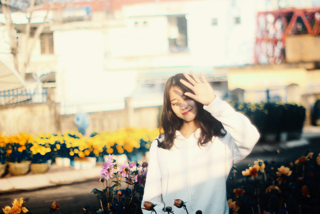 Ilustrasi Arti Kagum. Sumber: Unsplash