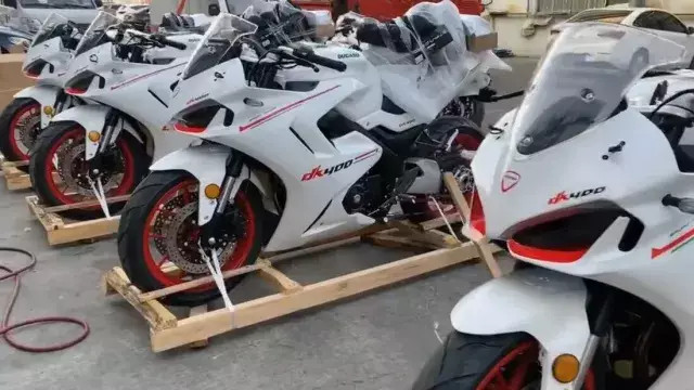Ducasu, tiruan Ducati dari China. Foto: dok. motomalaya.net