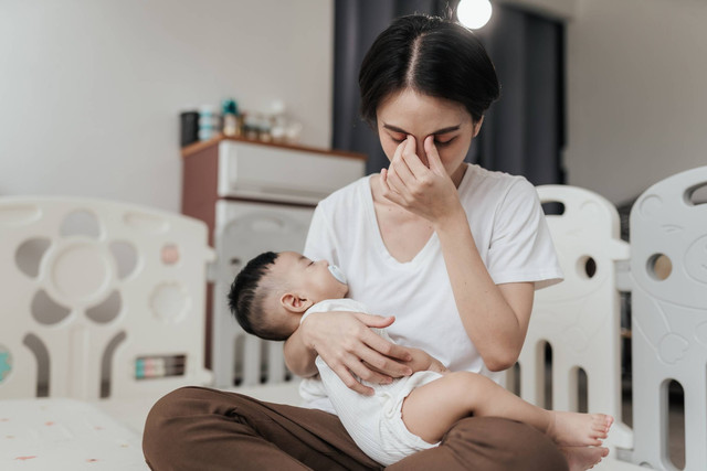 Ilustrasi ibu stres. Foto: ME Image/Shutterstock