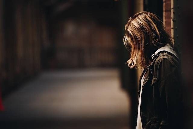 Ilustrasi Cara Keluar dari Abusive Relationship. Sumber: Unsplash