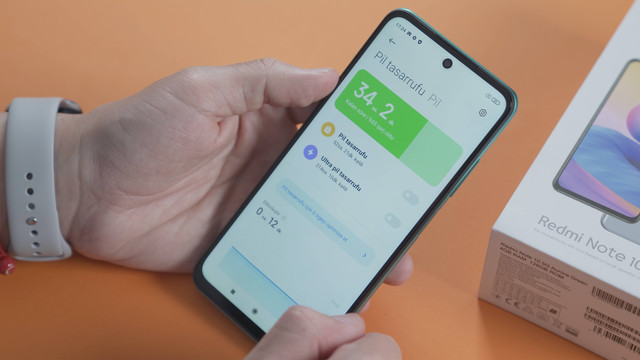 Ilustrasi Cara Cek HP Redmi, Foto Unsplash/Onur Binay