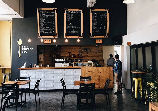 Ilustrasi cafe di jakarta barat. Sumber: www.unsplash.com