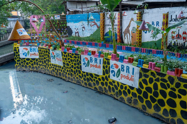 Bantuan Urban Farming BRI Bantu Tekan Angka Stunting di Kampung Bali