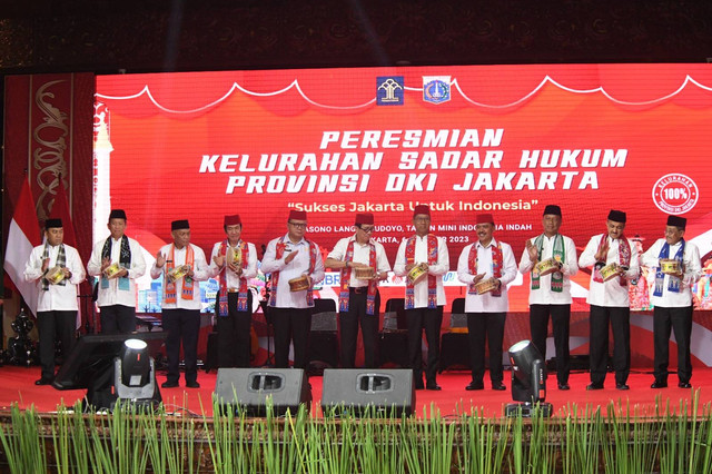 Menteri Hukum dan Hak Asasi Manusia (Menkumham), Yasonna H. Laoly, mengapresiasi DKI Jakarta sebagai provinsi pertama dengan 100 persen kelurahan sadar hukum. Foto: dok. Kemenkumham