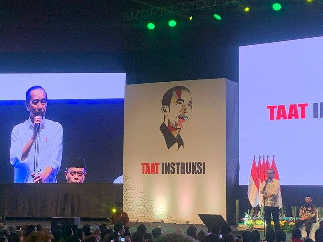 Presiden Jokowi beri arahan di Konsolidasi Relawan Alap-alap Jokowi di Sentul, Bogor. Foto: Paulina Herasmaranindar/kumparan