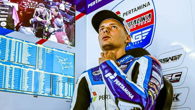 Bo Bendsneyder, pebalap Moto2 untuk Mandalika Racing Team di musim 2023. Foto: Instagram/@mandalikaracingteam