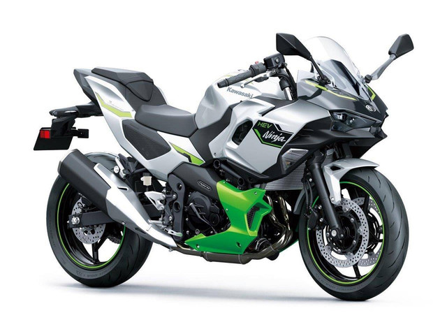 Kawasaki Ninja 7 Hybrid diperkenalkan untuk pasar Eropa. Foto: dok. Kawasaki
