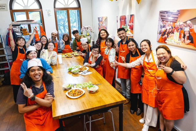 Para peserta program Cultural Cooking Classes dari Food Playground.  Foto: Singapore International Foundation