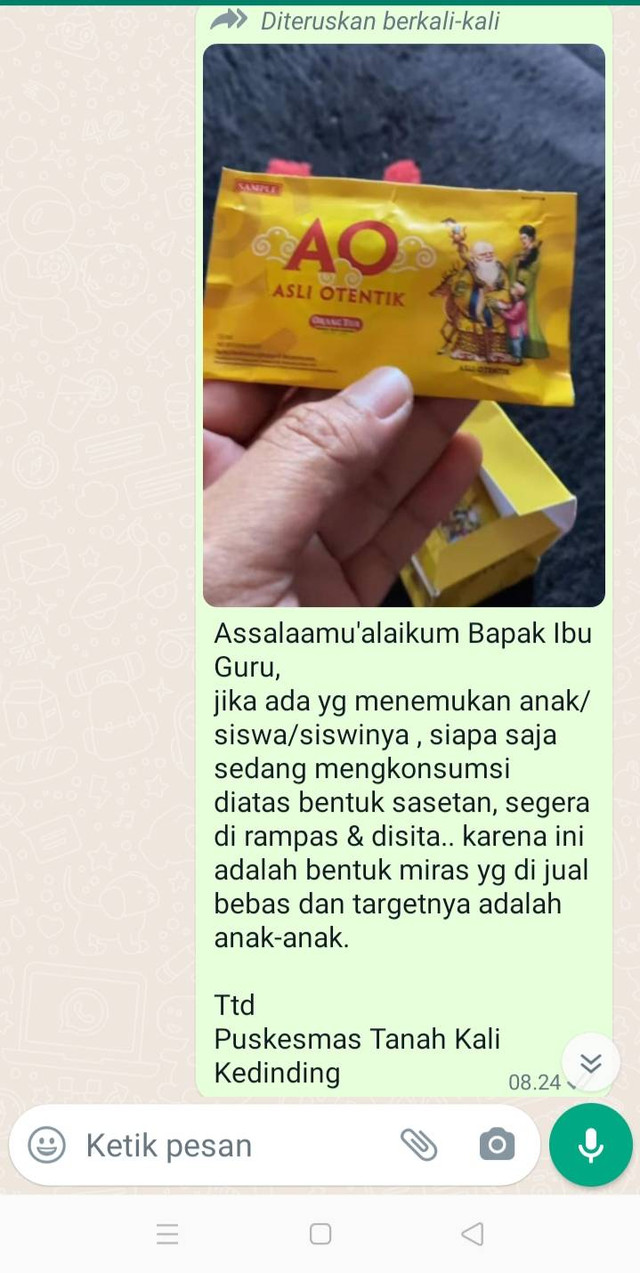 Tangkapan layar pesan yang beredar di masyarakat terkait adanya jajanan yang diduga mengandung miras.