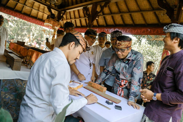 Mahfud MD saat berkunjung ke Puri Kauhan Ubud - IST