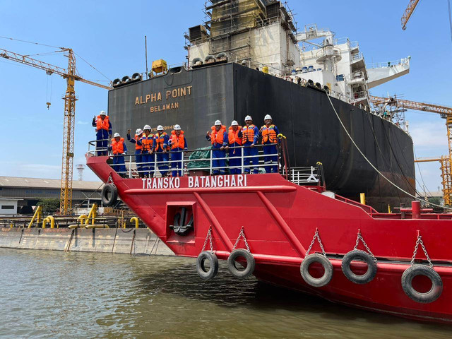 PT Pertamina Trans Kontinental (PTK) melakukan penguatan bisnis aktivitas perkapalan (shipping activities) dengan menambah dua Armada Landing Craft Tank (LCT). dok. Pertamina 