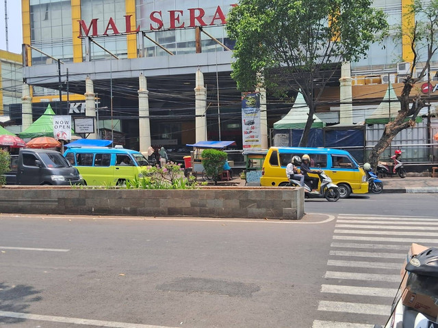 Angkot di Kota Serang. Dok: kumparan.