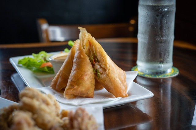  Cara Membuat Kulit Lumpia, Unsplash/ Alexandra Tran