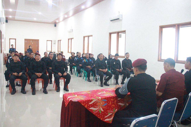 Kunjungi Lapas Cilacap, Kadiv Pas Imbau Terapkan 3+1 Kunci Pemasyarakatan Maju (1)