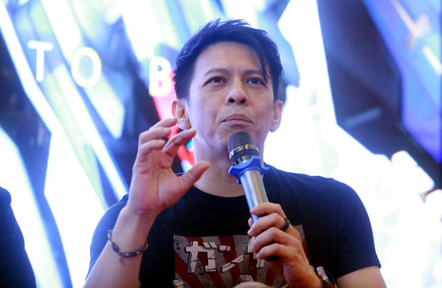 Musisi Ariel Noah saat hadir Press conference pameran Gundam di Hobby Exhibition, Mall Taman Anggrek, Jakarta, Jumat, (13/10/2023). Foto: Agus Apriyanto