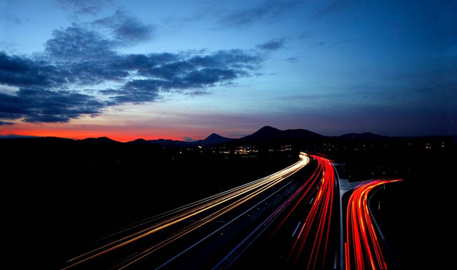 Ilustrasi dampak negatif jalan tol. Sumber foto: pexels.Martin Dusek.