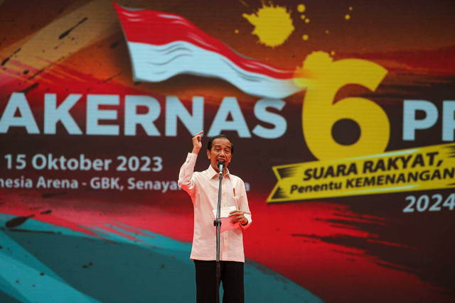 Presiden Joko Widodo menghadiri Rakernas 6 Projo di Indonesia Arena, Jakarta, Sabtu (14/10/2023). Foto: Aditia Noviansyah/kumparan