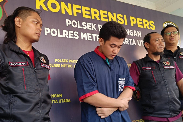 FE alias Deni (26) pelaku pemerkosaan wanita di apartemen The Mansion Bougenville Jakarta Utara, Sabtu (14/10/2023). Foto: Dok. Istimewa