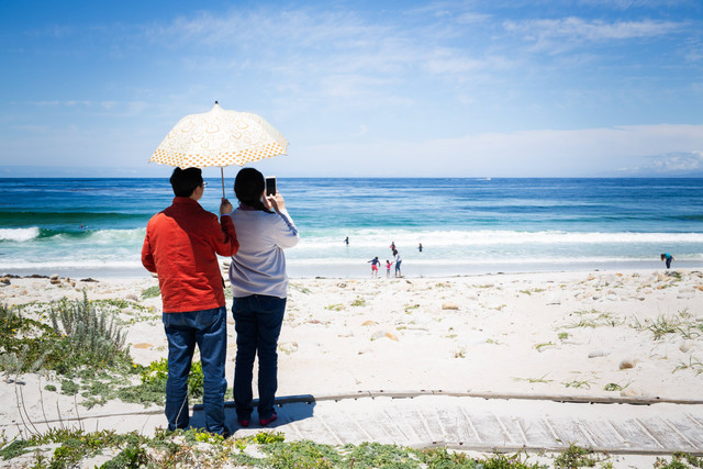 Ilustrasi Cara Menggunakan Sunscreen Emina, Unsplash/Christian Lendl