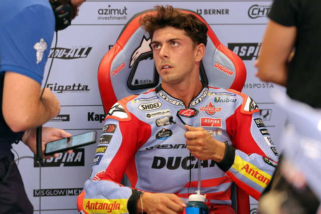 Pebalap Gresini Racing MotoGP Italia Fabio Di Giannantonio. Foto: LLUIS GENE / AFP