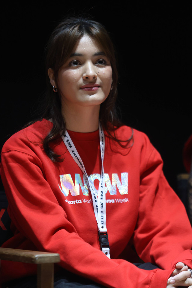 Artis Mawar De Jongh saat hadir di konferesi pers Jakarta World Cinema Week di FX Sudirman, Jakarta, Kamis, (19/10/2023). Foto: Agus Apriyanto