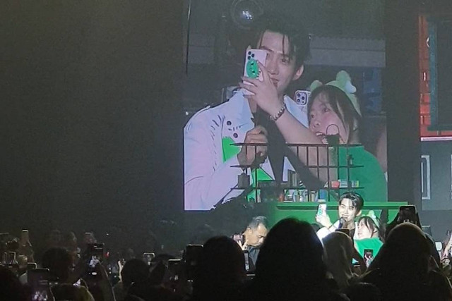 Fan meeting Ok Taecyeon 2PM di Kasablanka Hall, Jakarta Selatan, Sabtu (21/10/2023). Foto: DN. Mustika Sari/kumparan