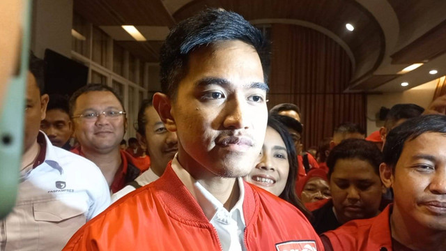 Ketua umum PSI Kaesang Pangarep di Semarang. Foto: Intan Alliva Khansa/kumparan