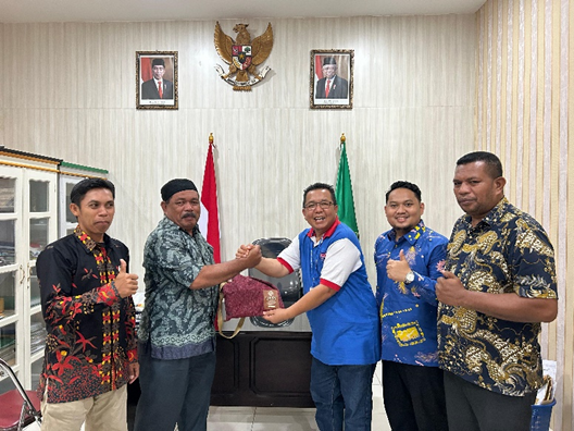 Tim Roadshow UMY berkunjung ke MAN 2 Ternate. Foto: Dok. Admisi UMY
