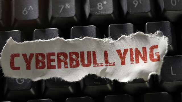 Ilustrasi cyberbullying : Canva