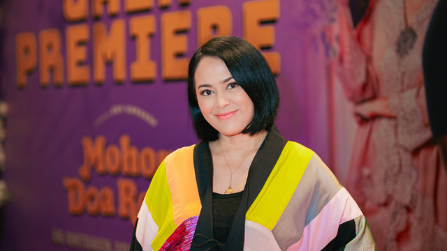 Artis Sarah Sechan di acara press screening film Mohon Doa Restu. Foto: Poplicist