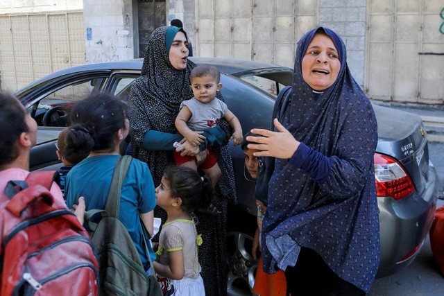 Kondisi perempuan di Jalur Gaza di tengah konflik Israel-Hamas. Foto: Ammar Awad/REUTERS
