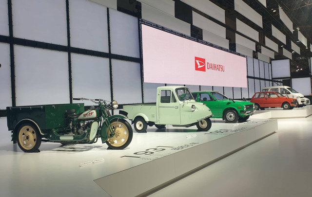 Deretan kendaraan klasik Daihatsu di Japan Mobility Show 2023. dok. Istimewa
