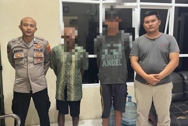 Kedua pelaku yang diamankan. | Foto: Dok Polres Lampung Timur
