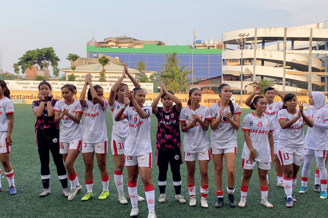 Pertandingan kualifikasi sepak bola wanita PON 2024. Foto: Aji Nugrahanto/kumparan