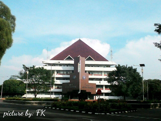 Institut Pertanian Bogor (Foto: Dokumentasi Pribadi) 