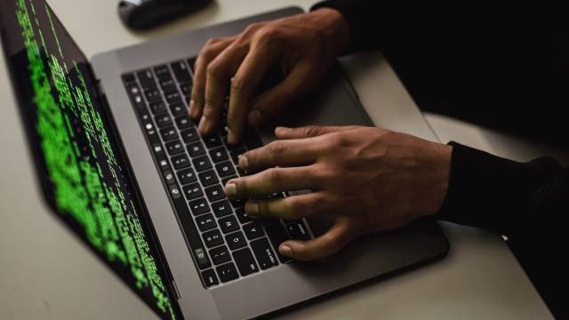 Ilustrasi cara buka command prompt. Foto: pexels.com/Shora Shimazaki.
