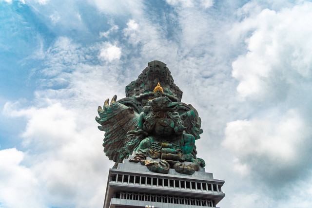 Ilustrasi Objek Wisata di Bali yang Harus Dikunjungi. Unsplash/Ayadi Ghaith.
