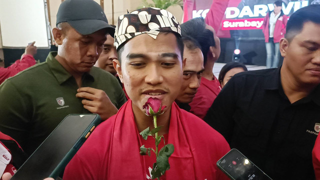 Ketua Umum PSI, Kaesang Pangarep, saat menghadiri agenda Kopi Darat Wilayah (Kopdarwil) se-Jawa Timur di Gedung Dyandra, Surabaya, Jumat (3/11/2023). Foto: Farusma Okta Verdian/kumparan