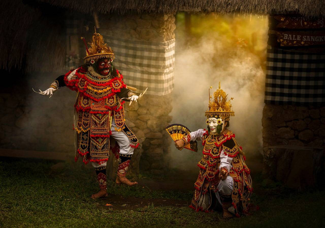 Ilustrasi penampilan tari. Sumber: Pixabay / AgungAtmaja