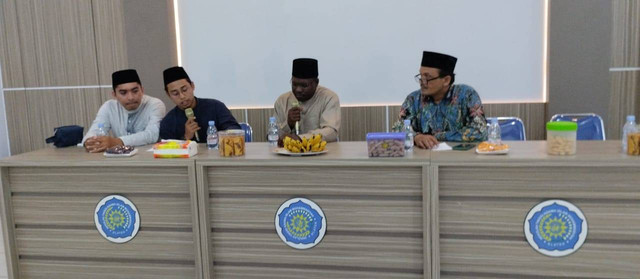Umar Ahmad, Duta Besar Niger, saat melakukan kunjungan ke STAI Muhammadiyah Klaten pada Sabtu (4/11). Foto: Al-Faiz/Humas