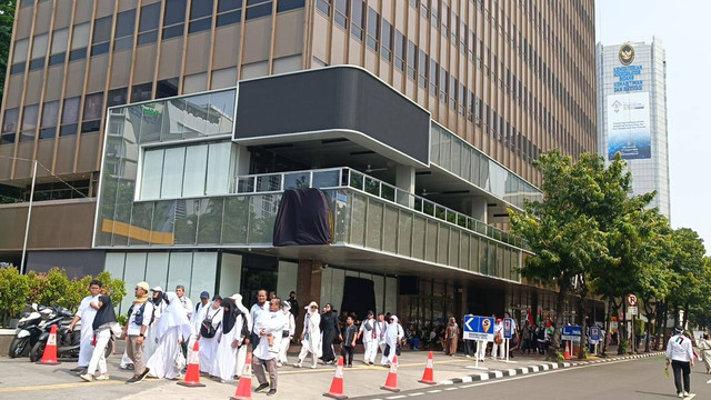 McDonald's Sarinah tutup pada Minggu (5/11/2023). Foto: Hedi/kumparan