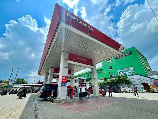 SPBU di Jalan ZA Pagar Alam, Kota Bandar Lampung | Foto: Roza Hariqo/Lampung Geh