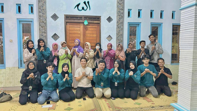 Potret foto bersama setelah pelatihan digital marketing, Sumber: dokumentasi pribadi