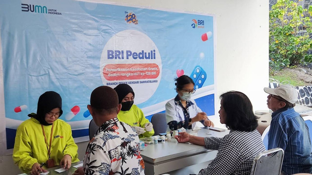 BRI selenggarakan pemeriksaan kesehatan gratis di berbagai wilayah di Indonesia, Rabu (1/11/2023). Foto: Bank BRI