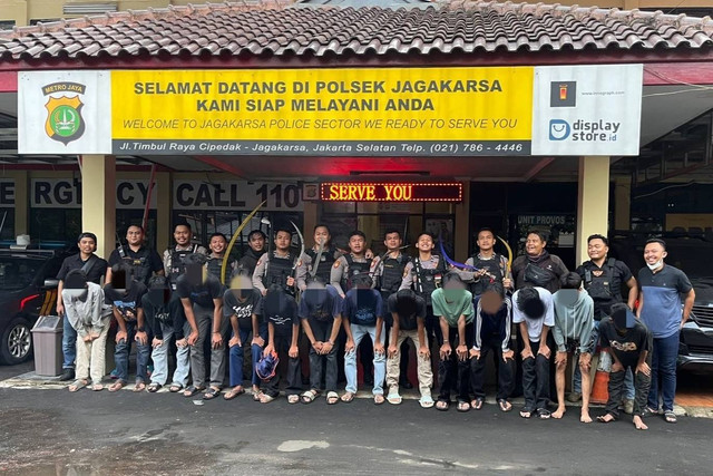 14 remaja diamankan polisi karena hendak melakukan tawuran. Foto: Dok. Istimewa