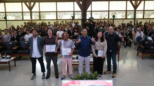 Foto bersama para peserta kegiatan offline Pertamuda - IST
