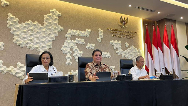 Konferensi Pers PDB Kuartal III 2023 dan Stimulus Fiskal di Kemenko Perekonomian, Senin (6/11/2023).  Foto: Fariza Rizky Ananda/kumparan